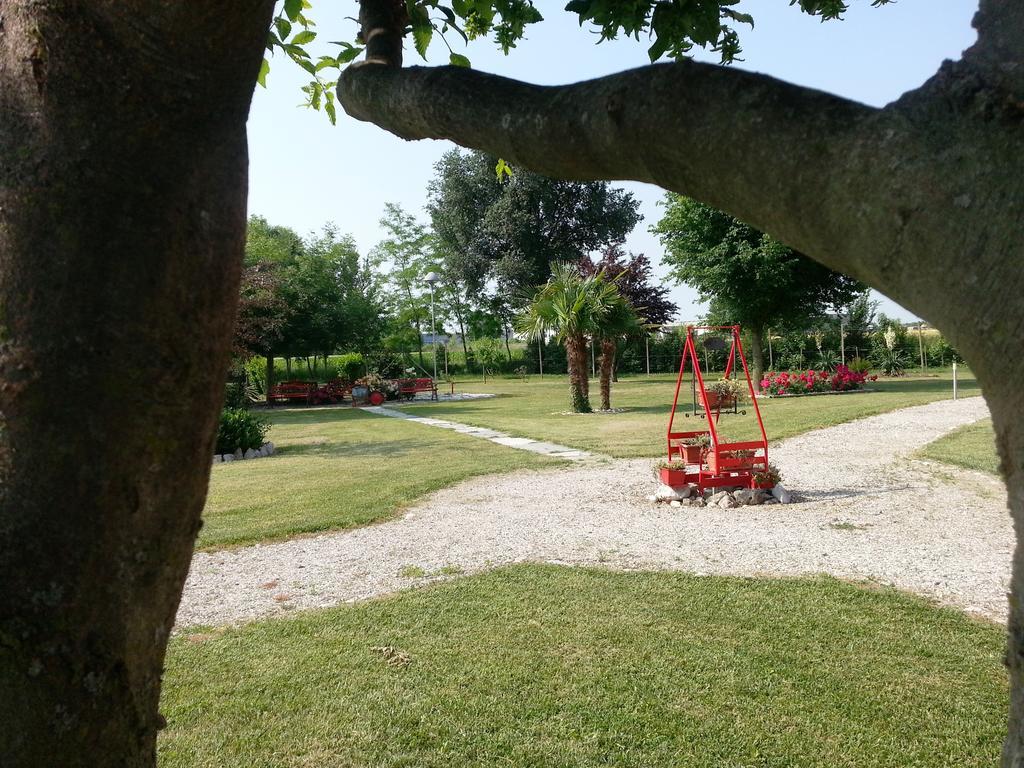 Dogana Vecchia - Hotel & Residence B&B Ristorante & Pizzeria Trivignano Udinese Exterior foto