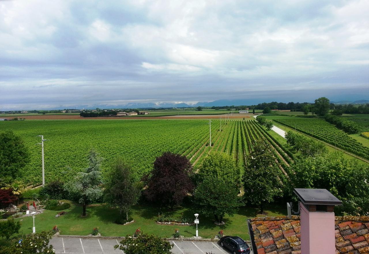 Dogana Vecchia - Hotel & Residence B&B Ristorante & Pizzeria Trivignano Udinese Exterior foto